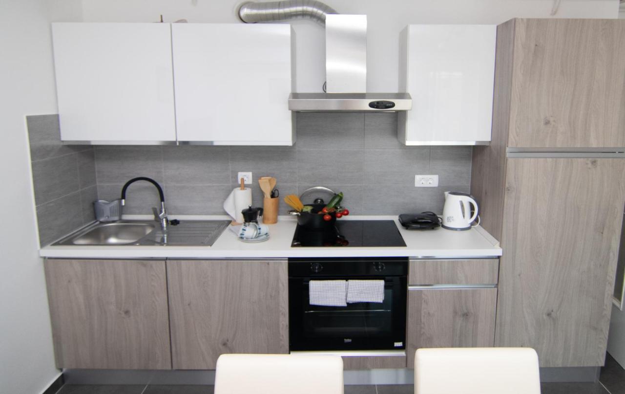 Valkane Beach Studio Apartment Pula Exteriér fotografie