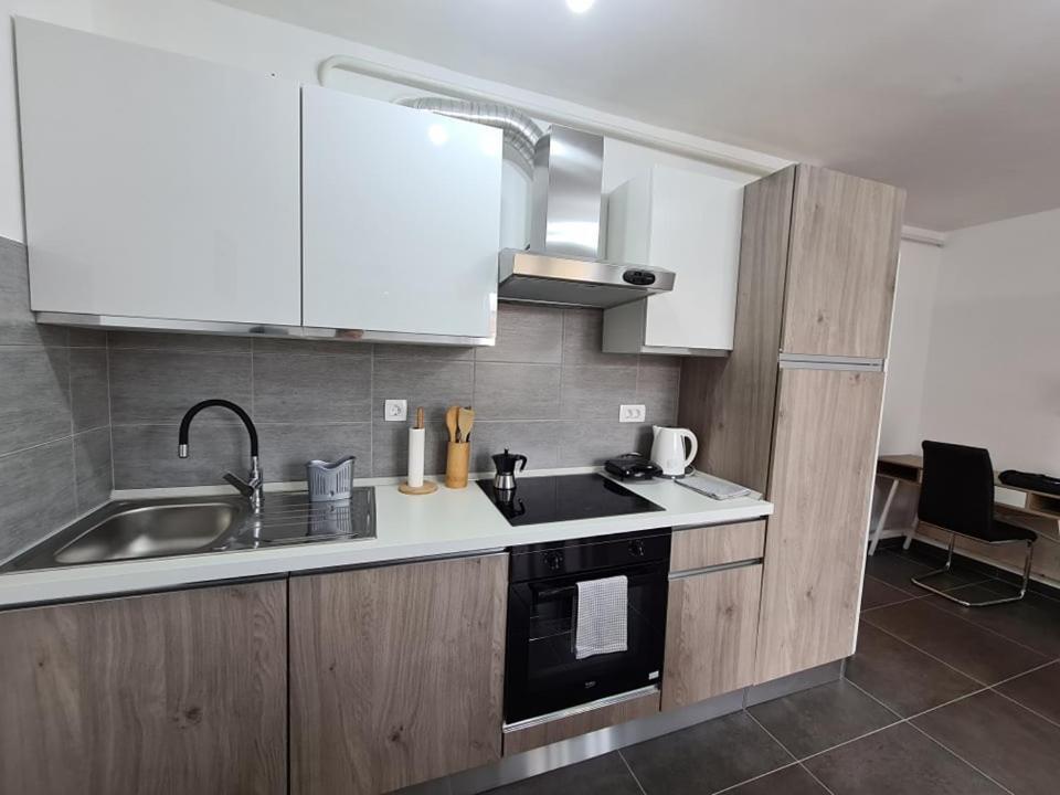 Valkane Beach Studio Apartment Pula Exteriér fotografie